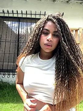 nayah   online show from 04-02-26, 06:14