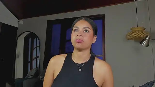 Snapshot of nayah__ chatting on 01-16-26, 07:40 nayah online show from 01-16-26, 07:40