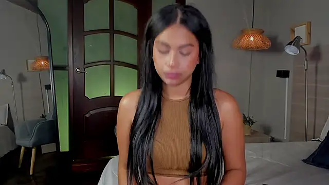 nayah   online show from 12-18-25, 07:50