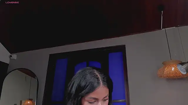 nayah   online show from 01-10-26, 07:53