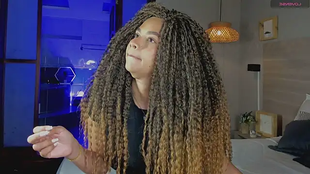 nayah   online show from 09-08-25, 07:57