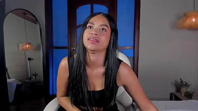 nayah   online show from 11-24-25, 08:09