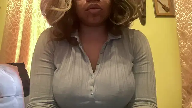 MommyConfident online show from 04-27-26, 07:12