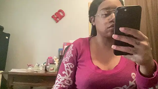 MommyConfident online show from 11-29-25, 08:20