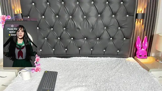 Kagome01 online show from 06-18-26, 12:43