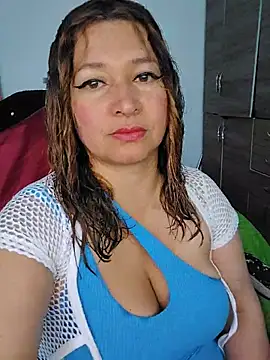 Snapshot of Devil_Sara chatting on 07-12-26, 04:08 Devil Sara online show from 07-12-26, 04:08