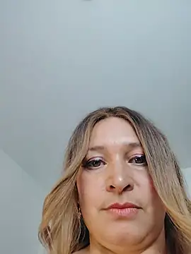 Snapshot of Devil_Sara chatting on 06-16-26, 10:10 Devil Sara online show from 06-16-26, 10:10