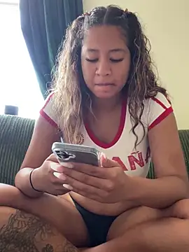 VanessaBling online show from 10-01-25, 02:10