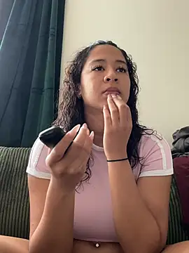 VanessaBling online show from 01-07-26, 04:01