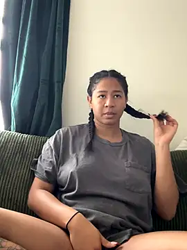 VanessaBling online show from 12-05-25, 03:43