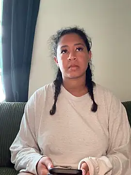 VanessaBling online show from 03-07-26, 04:12