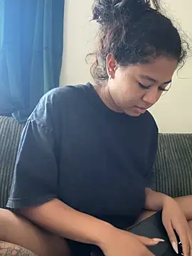 VanessaBling online show from 01-10-26, 04:13