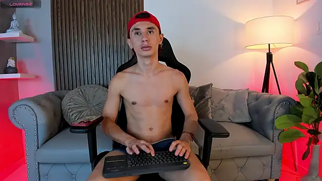 Jotastevensxx online show from 10-08-25, 07:36