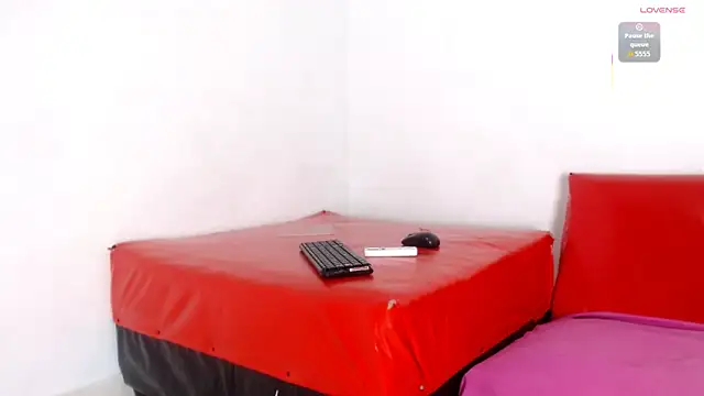 Snapshot of seductivespellvagina80 chatting on 05-06-26, 12:09 seductivespellvagina80 online show from 05-06-26, 12:09