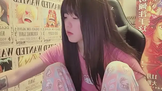 Snapshot of SNAKEgirlQAQ chatting on 06-02-26, 04:40 SNAKEgirlQAQ online show from 06-02-26, 04:40