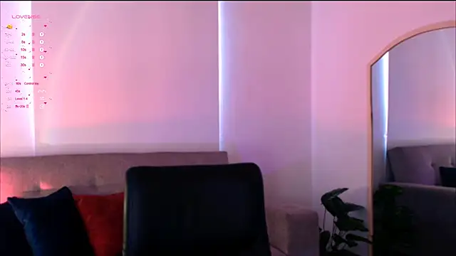 Valengarcia  online show from 02-17-25, 10:05