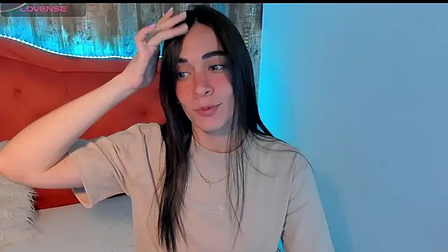 Emma Sophia2 online show from 02-11-25, 04:33