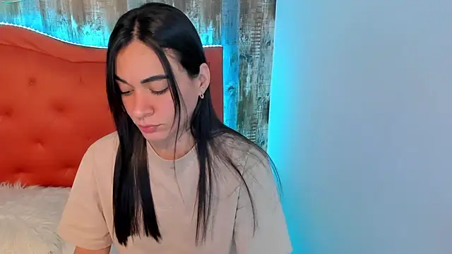Emma Sophia2 online show from 02-26-25, 08:17