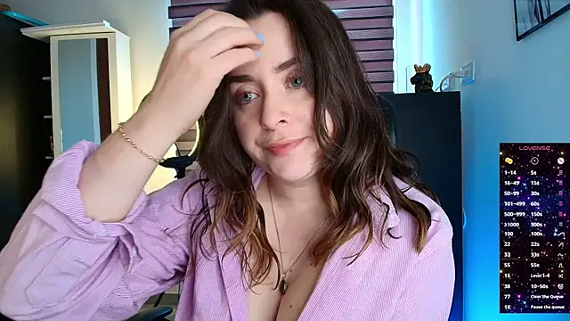 Snapshot of miss_seline chatting on 05-16-26, 05:01 miss seline online show from 05-16-26, 05:01
