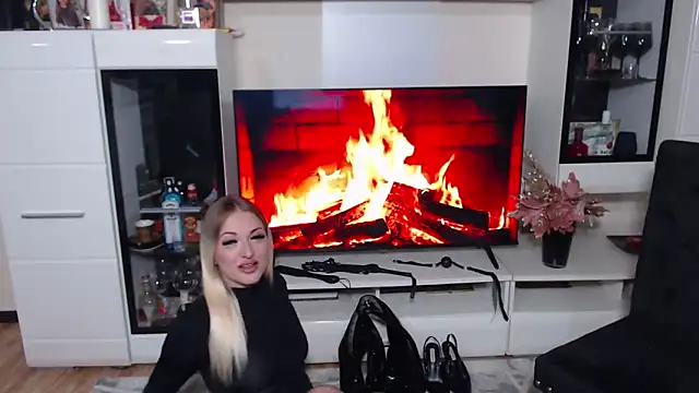 GodessJulia online show from 12-03-25, 10:42