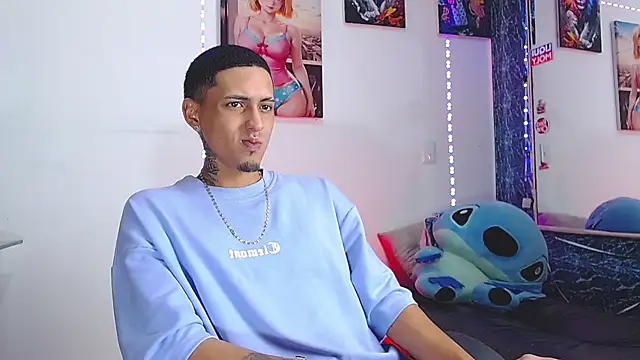 Liam lee online show from 11-02-25, 02:44