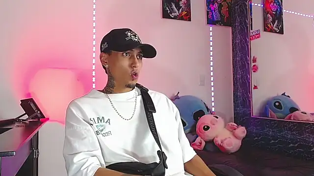 Liam lee online show from 11-13-25, 07:51