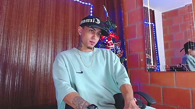 Liam lee online show from 12-19-25, 04:20