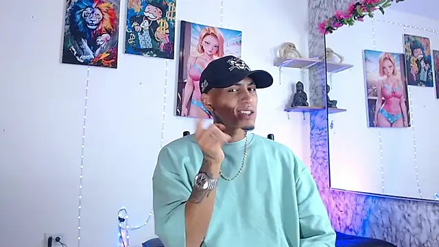 Liam lee online show from 09-22-25, 01:39