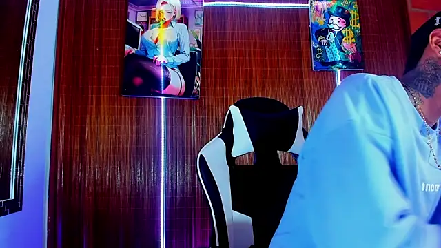 Snapshot of Liam_lee chatting on 02-06-26, 09:11 Liam lee online show from 02-06-26, 09:11