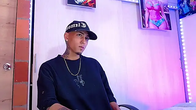 Liam lee online show from 11-20-25, 02:18