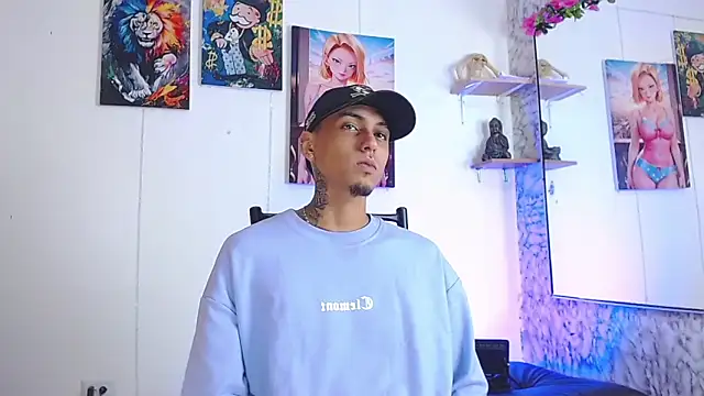 Liam lee online show from 10-03-25, 01:56