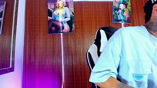 Snapshot of Liam_lee chatting on 02-19-26, 09:01 Liam lee online show from 02-19-26, 09:01