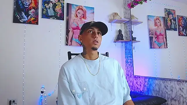 Liam lee online show from 09-30-25, 03:51