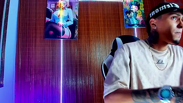 Snapshot of Liam_lee chatting on 03-05-26, 12:18 Liam lee online show from 03-05-26, 12:18