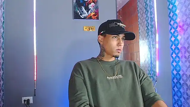 Liam lee online show from 05-05-26, 10:46