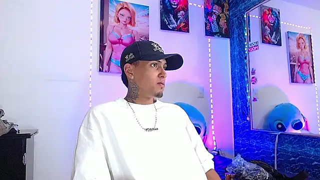 Liam lee online show from 11-09-25, 06:01