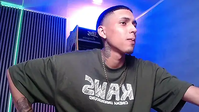 Liam lee online show from 03-20-25, 04:42