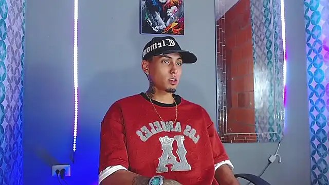 Liam lee online show from 04-12-26, 12:03