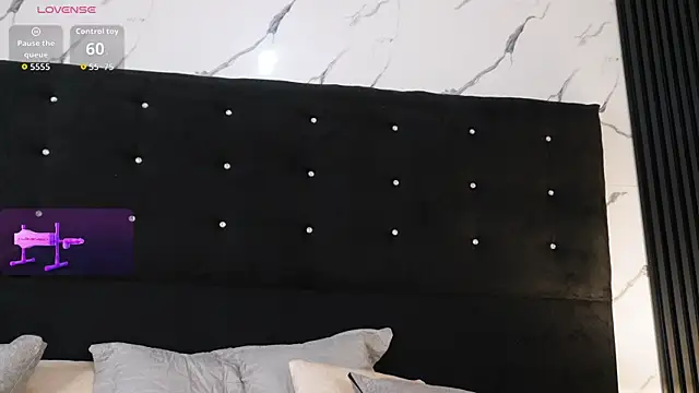 Snapshot of Annyy_Rosse chatting on 05-08-26, 05:33 Annyy Rosse online show from 05-08-26, 05:33