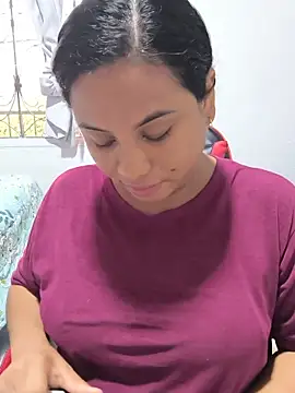 Snapshot of Francesca_ferrari chatting on 06-20-26, 08:47 Francesca ferrari online show from 06-20-26, 08:47