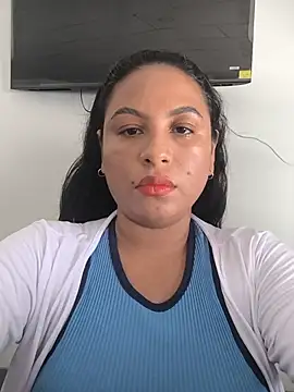 Snapshot of Francesca_ferrari chatting on 07-16-26, 07:33 Francesca ferrari online show from 07-16-26, 07:33