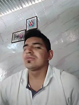 latino17 online show from 03-12-26, 02:43