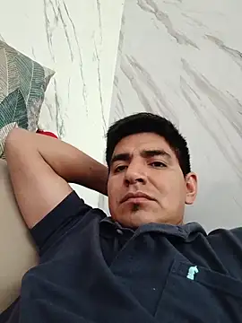 Snapshot of latino17 chatting on 12-01-25, 05:58 latino17 online show from 12-01-25, 05:58