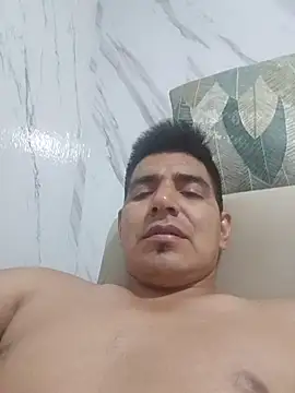 latino17 online show from 03-08-26, 12:05