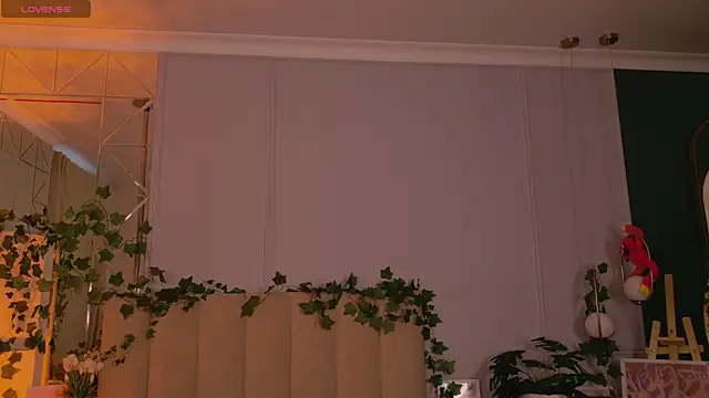 Meow Nancy online show from 05-13-26, 05:03