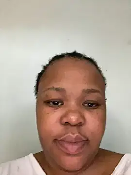 Snapshot of Mandy-101 chatting on 02-18-25, 10:38 Mandy-101 online show from 02-18-25, 10:38