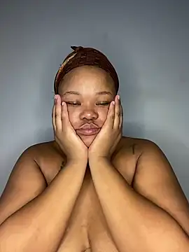 Snapshot of Mandy-101 chatting on 03-07-25, 08:45 Mandy-101 online show from 03-07-25, 08:45