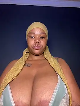 Snapshot of Mandy-101 chatting on 06-18-26, 11:48 Mandy-101 online show from 06-18-26, 11:48