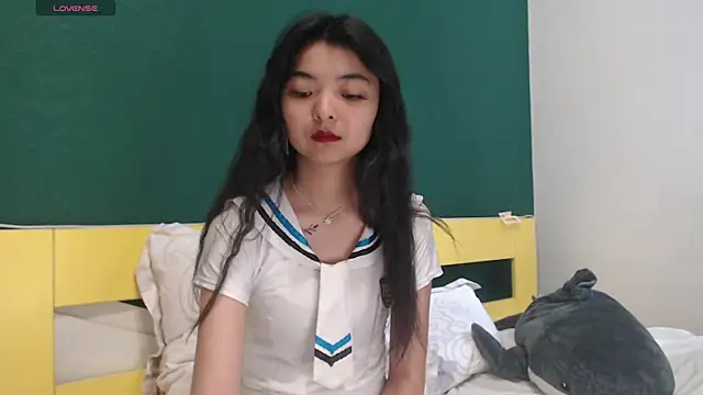 Snapshot of Shy_Kira chatting on 06-04-26, 08:52 Shy Kira online show from 06-04-26, 08:52