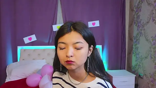 Shy Kira online show from 02-10-25, 12:50